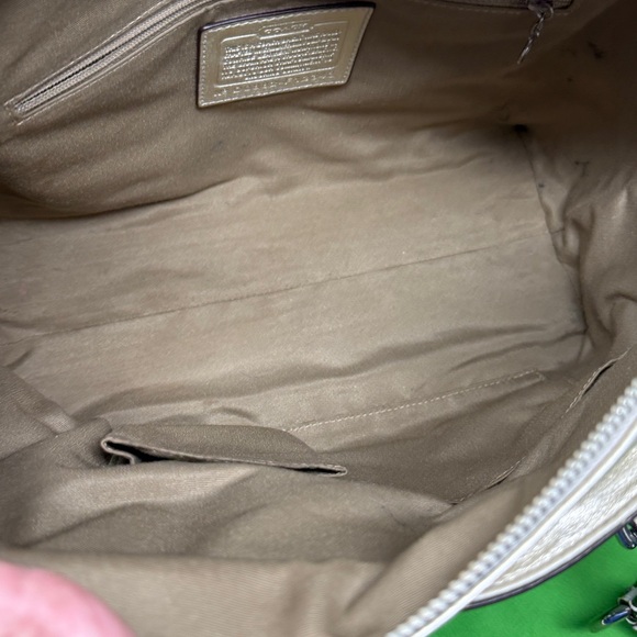 Coach F12343 Ivory and Gold Leather Bag - Picture 11 of 16